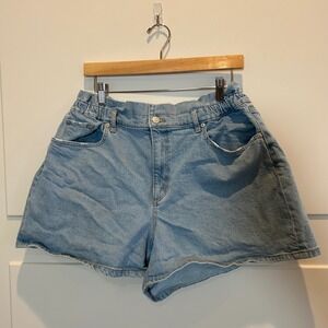 LOFT High Rise‎ Paperbag Waist Denim Shorts Light Wash Size 16 33 Mom Jean Y2K